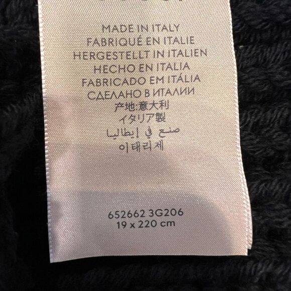 Gucci Black Extra Long Knit Scarf - Picture 5 of 5